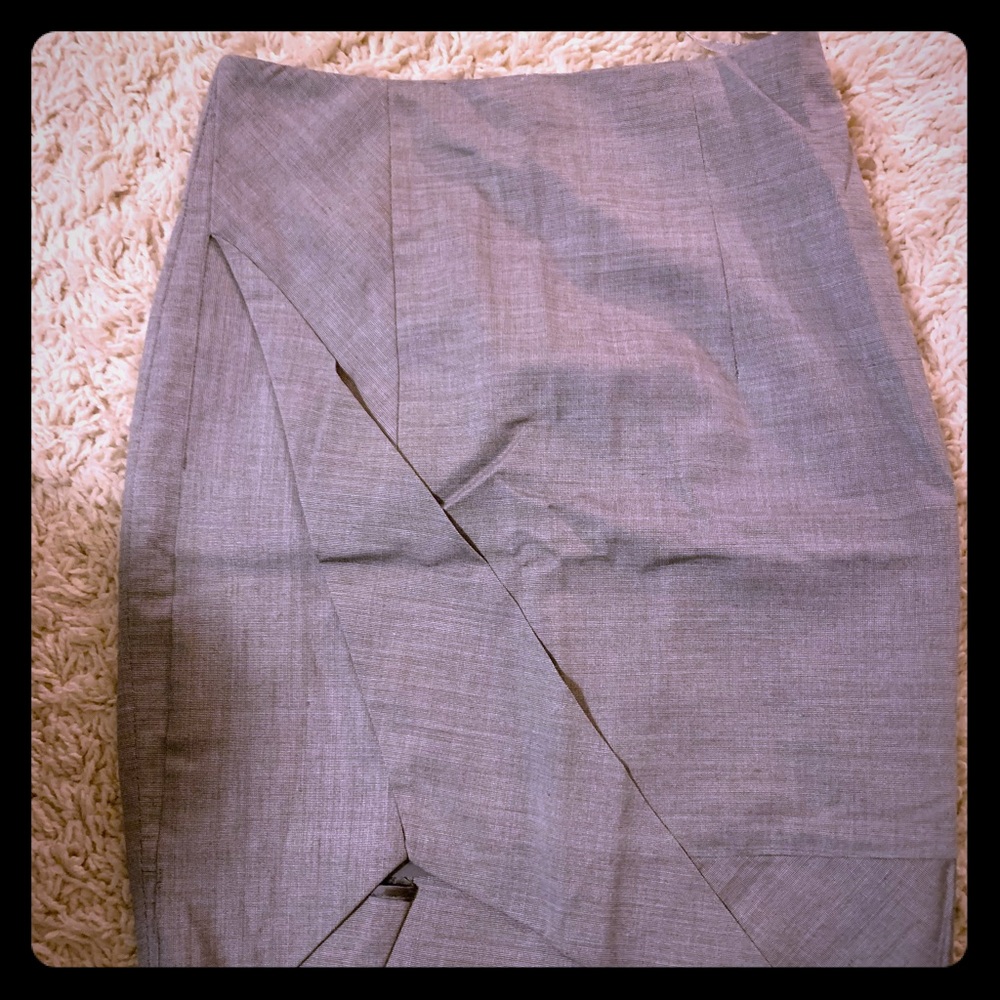 LAMB Grey pencil skirt